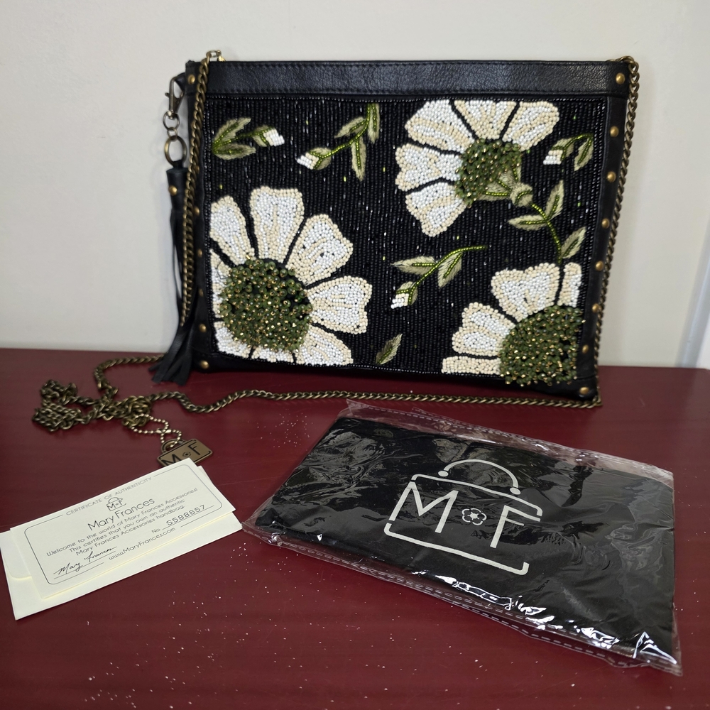 Mary Frances Hand-Beaded Floral Evening Clutch 🌼🖤
With Certificate